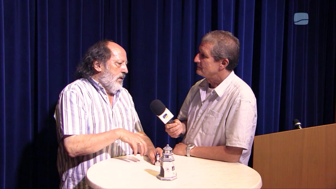 BRUCHSAL | 25 Jahre Stadtkabarett mit Rainer Kaufmann – „Ich bin meistens weg!“ im Bürgerzentrum Ulrich Konrad im Gespräch mit Rainer Kaufmann