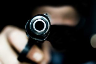 Pistole Gangster Überfall