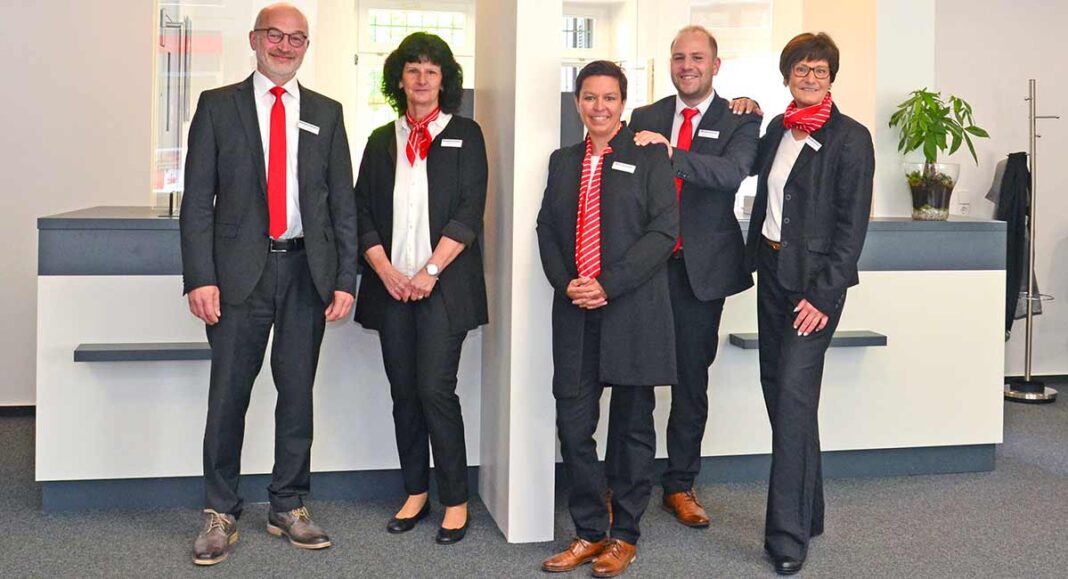 SPARKASSE KRAICHGAU | Filiale in Flehingen erscheint in neuem Glanz SPARKASSE KRAICHGAU | Filiale in Flehingen erscheint in neuem Glanz