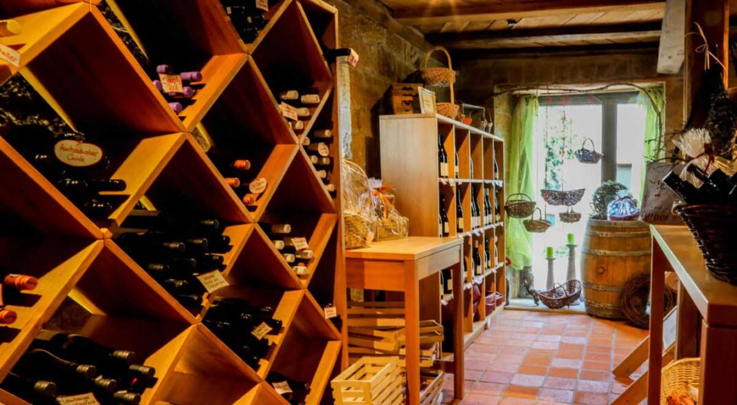 Aus für Oberderdingens Vinothek – Schnäppchen sichern bei Weinen und Deko Aus für Oberderdingens Vinothek – Schnäppchen sichern bei Weinen und Deko