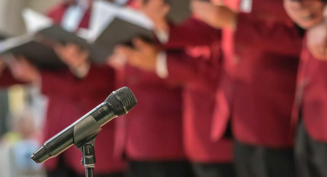 Berührendes Chorkonzert zog viele Besucher nach Münzesheim Berührendes Chorkonzert zog viele Besucher nach Münzesheim