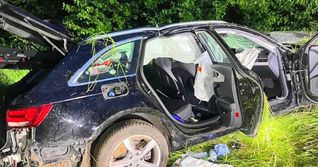 Verkehrsunfall auf B35: Fahrer schwer verletzt Verkehrsunfall auf B35: Fahrer schwer verletzt