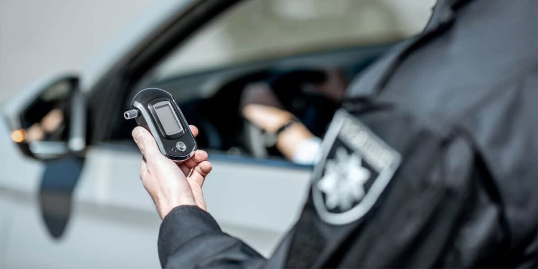 Kollision am Ortsausgang Oberderdingen durch stark alkoholisierten Autofahrer Kollision am Ortsausgang Oberderdingen durch stark alkoholisierten Autofahrer