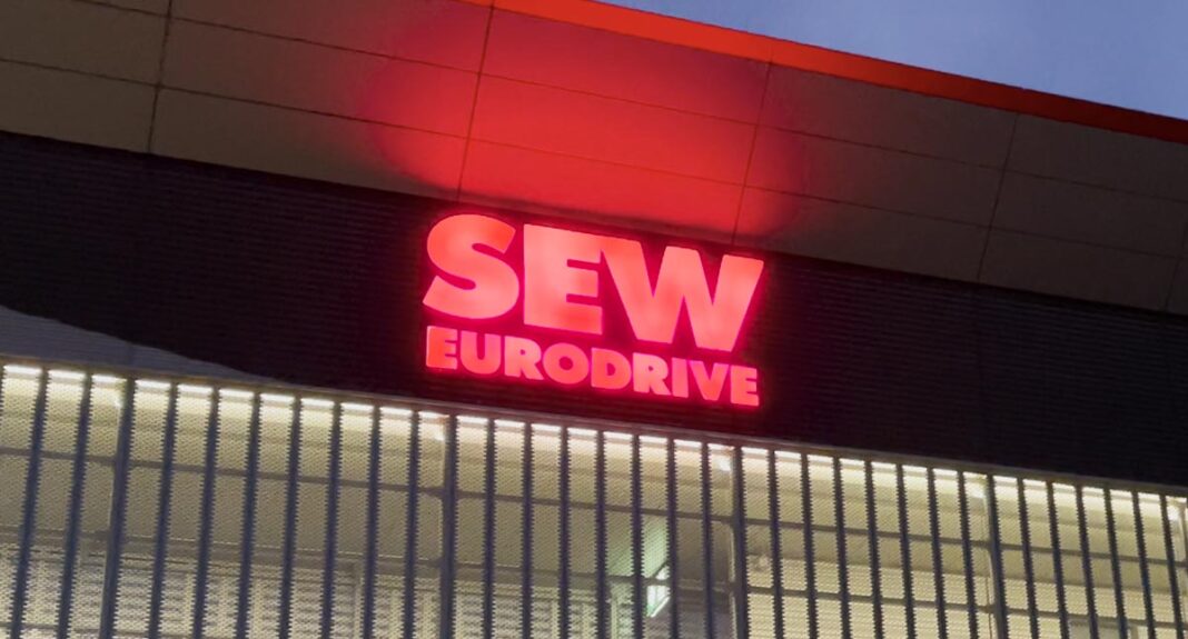Graben-Neudorf: „Halle Nord“ der SEW-EURODRIVE ist „Fabrik des Jahres 2025“ Graben-Neudorf: „Halle Nord“ der SEW-EURODRIVE ist „Fabrik des Jahres 2025“