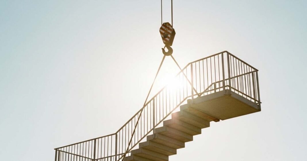 Jetzt wird’s konkret: Karlsdorfer Bahn-Treppe kommt an den Haken und dann weg Jetzt wird’s konkret: Karlsdorfer Bahn-Treppe kommt an den Haken und dann weg