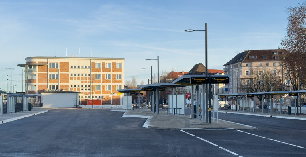 Der neue Zentrale-Omnibusplatz-Bruchsal ZOB: Was sich ab 14.12. ändert Der neue Zentrale-Omnibusplatz-Bruchsal ZOB: Was sich ab 14.12. ändert