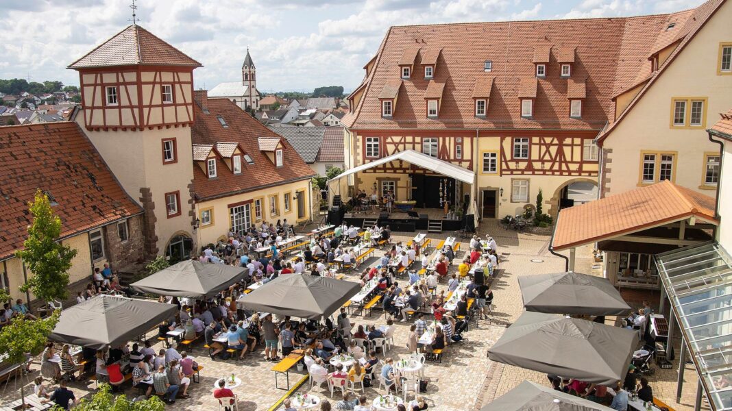 125 Jahre voller Leben: Jubiläumsjahr im CVJM-Lebenshaus 125 Jahre voller Leben: Jubiläumsjahr im CVJM-Lebenshaus