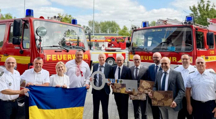 Von Bruchsal in die Ukraine: Drei Feuerwehr-Fahrzeuge starten ihre zweite Mission
