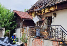Tödlicher Unfall in Bretten-Büchig: Autofahrerin fährt in Wohnhaus