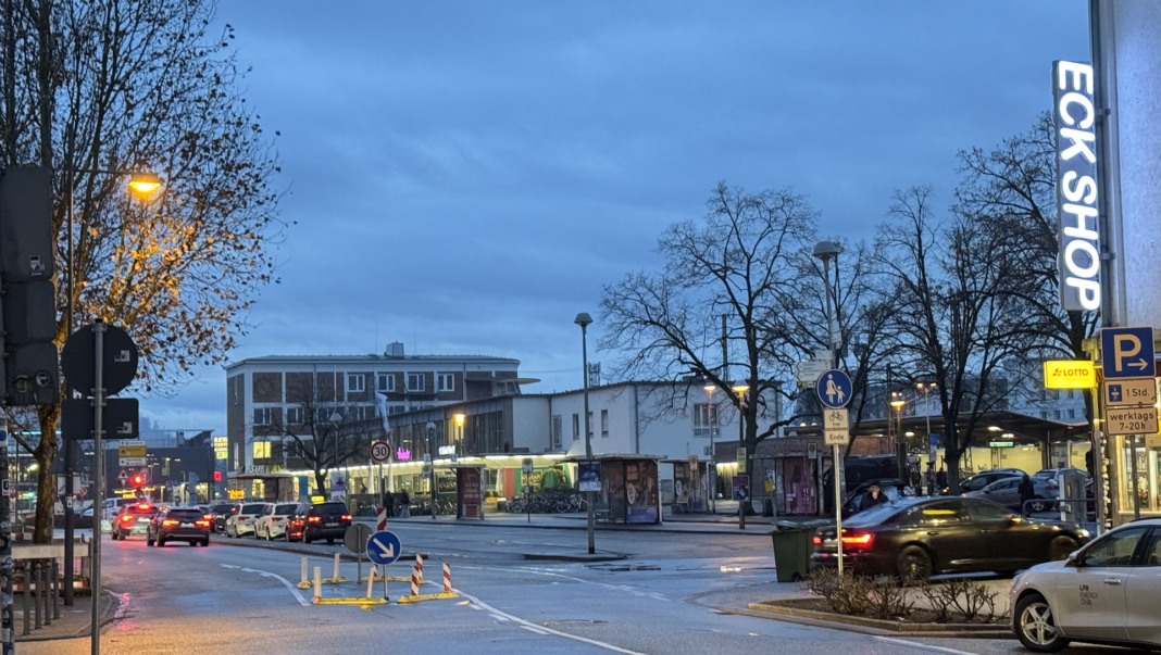 Fernwärmeausbau am Bahnhofsplatz Bruchsal: Welche Straßen ab Montag betroffen sind Fernwärmeausbau am Bahnhofsplatz Bruchsal: Welche Straßen ab Montag betroffen sind