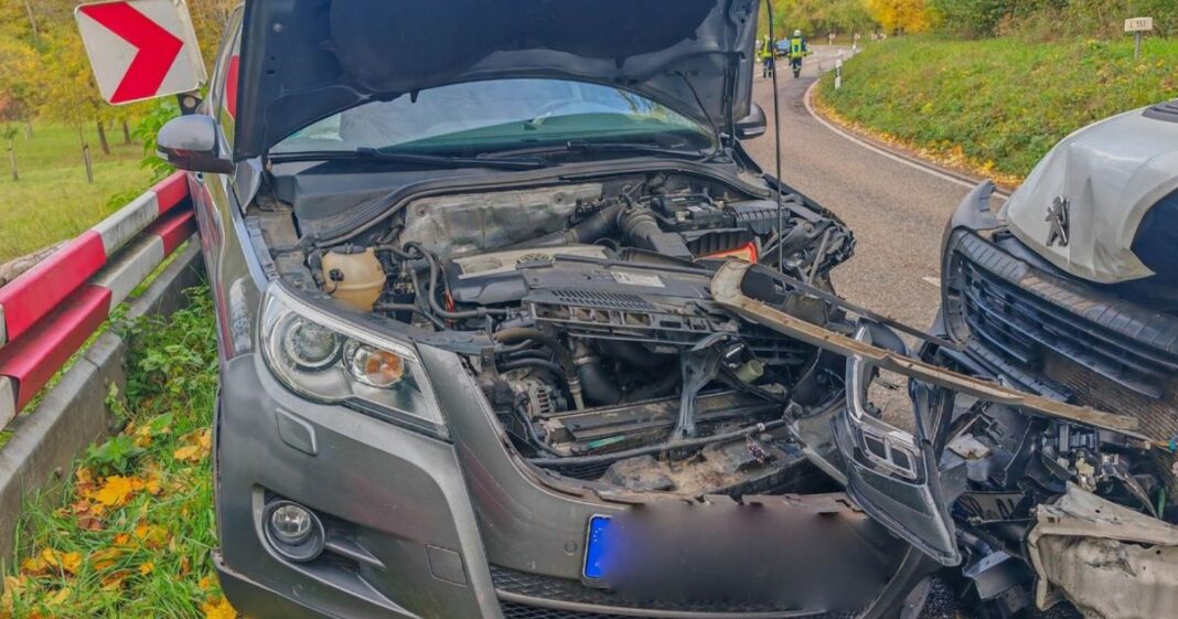Wieder ein Unfall am Landskopf – Zwei Menschen verletzt Wieder ein Unfall am Landskopf – Zwei Menschen verletzt